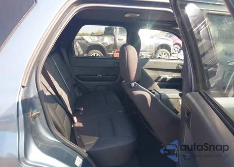 2011 Ford Escape Xlt from USA, damaged, VIN 1FMCU0D76BKB45622